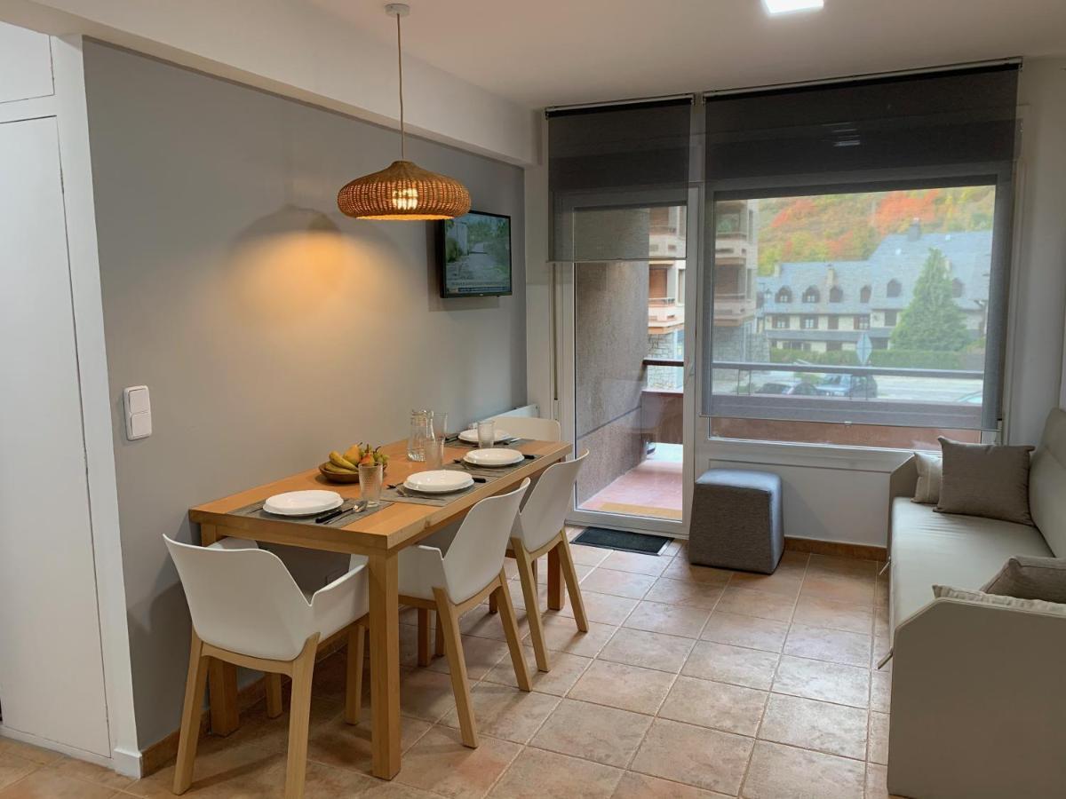 Apartament Reformat I Acollidor A Vielha, Ben Ubicat Бетрен Экстерьер фото
